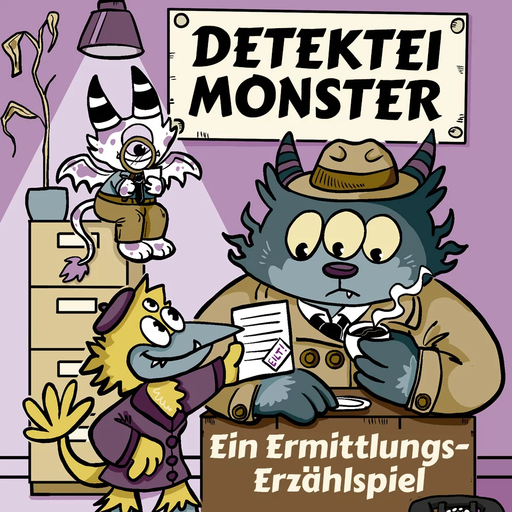 Detektei Monster - ein Ermittlungs-Erzählspiel. Drei Monster in einer Detektei. Ein Monster sitzt hinter einem Schreibtisch und trinkt Kaffee. Es ist sehr groß, petrolfarben, hat drei Augen und kleine, gestreifte Hörner. Es trägt eine Fedora und einen Trenchcoat über einem Hemd mit Krawatte. Ein anderes Monster steht vor dem Schreibtisch und hält einen Zettel mit Vermerk "Eilt!" hoch. Es ist kleiner, senfgelb, hat einen petrolfarbenen Schnabel und drei Augen. Es trägt einen dunkellila Mantel mit Schalkragen und eine lila Baskenmütze. Ein drittes Monster sitzt im Hintergrund auf einem Aktenschrank und betrachtet ein kleines Stück Papier mit einer Lupe. Es ist sehr klein, weiß mit lila Flecken, hat große gestreifte Hörner und einen Schwanz, der in einem Puschel endet. Es trägt ein petrolfarbenes Hemd mit schwarzer Krawatte und eine senfbraune Hose. Neben ihm steht ein Blumentopf mit einer vertrockneten Pflanze darin. Über ihm hängt eine Lampe von der Decke. Hinter der Gruppe hängt leicht schief ein Schild an der Wand, auf dem Detektei Monster steht. Die Wände und der Boden sind lila.